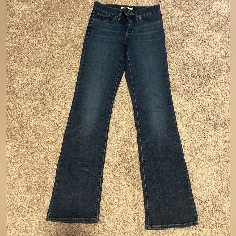 Levi’s shaping bootcut